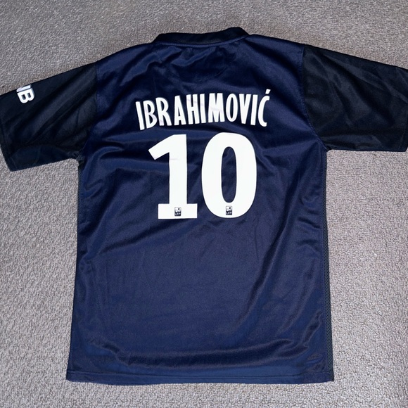 PSG Jersey - Picture 2 of 2